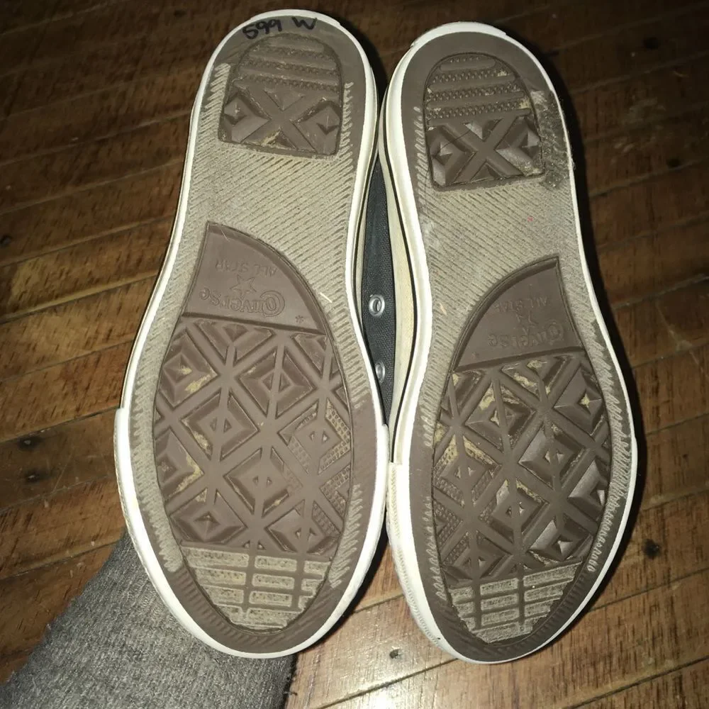 Converse black size 1 low top boat shoes